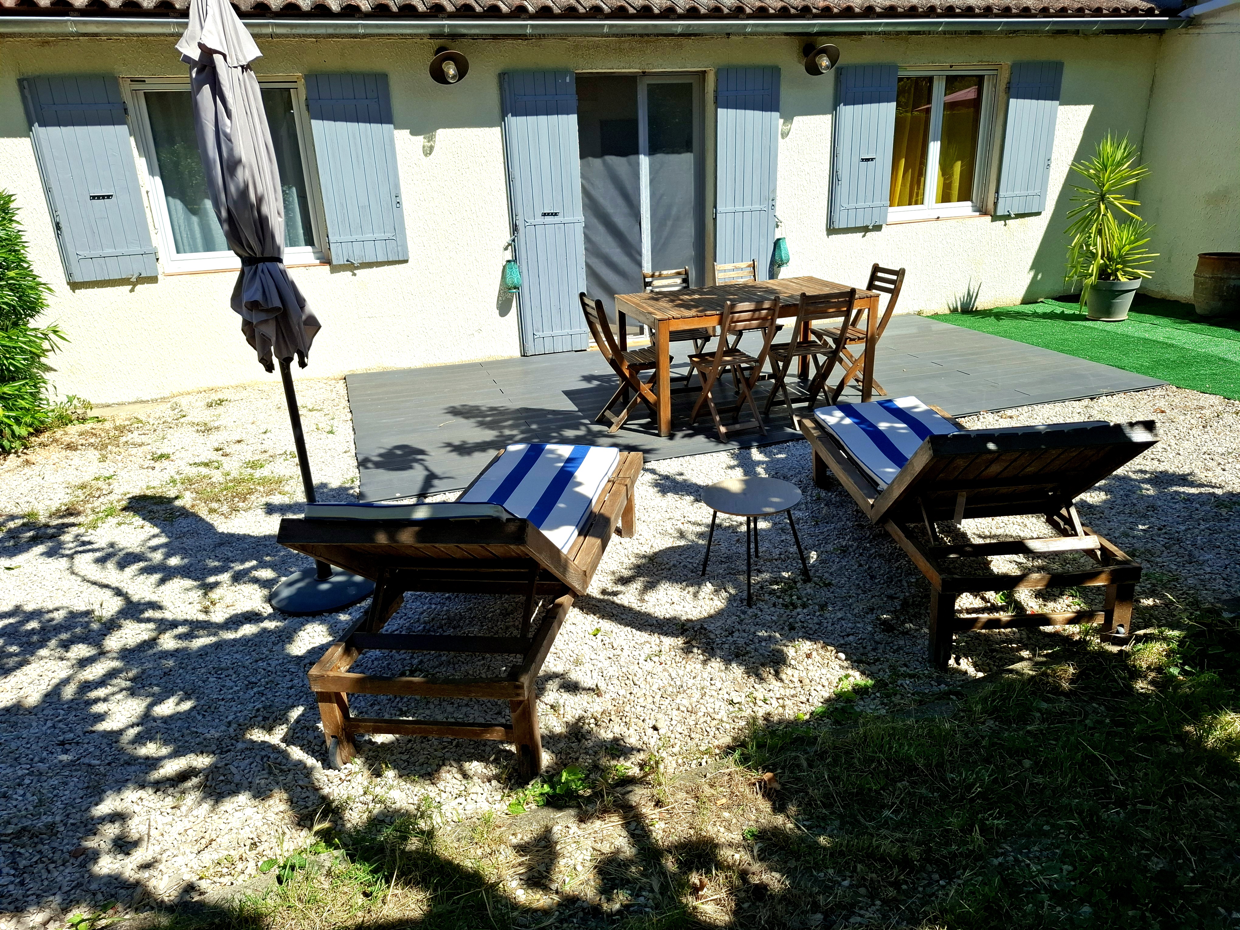 La terrasse, vue d'ensemble